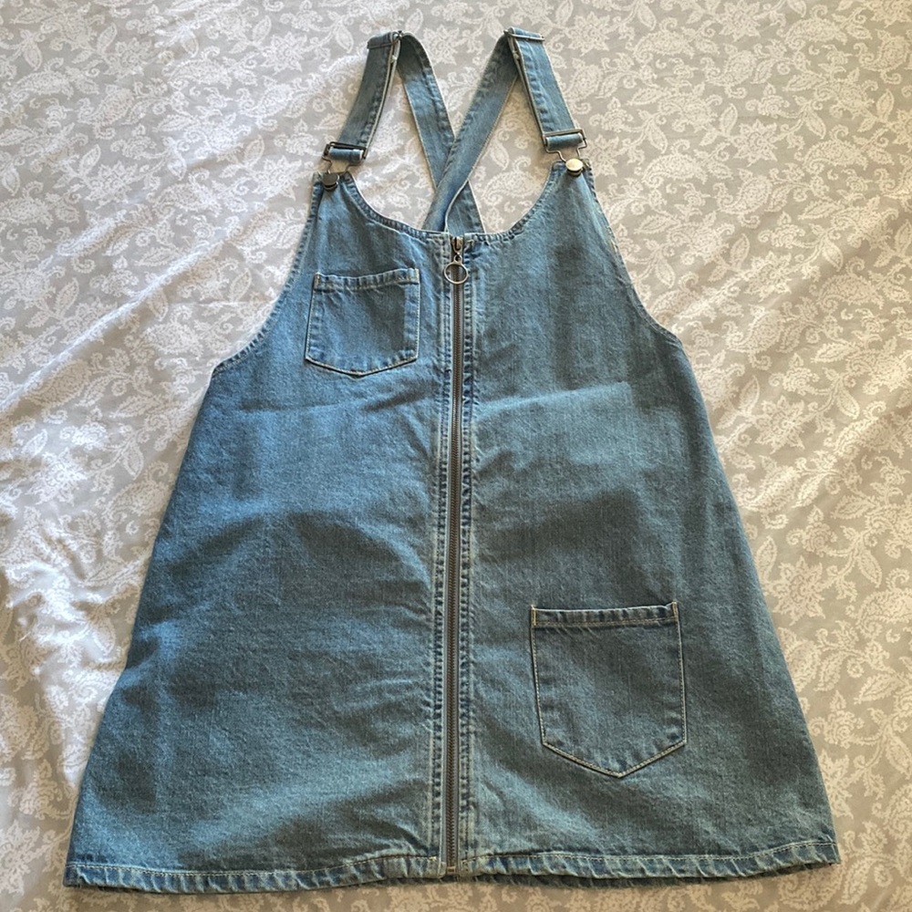 Forever 21 mini overall dress size L